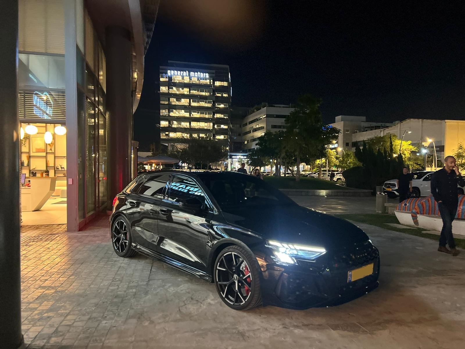 בוואריאן מוטורס