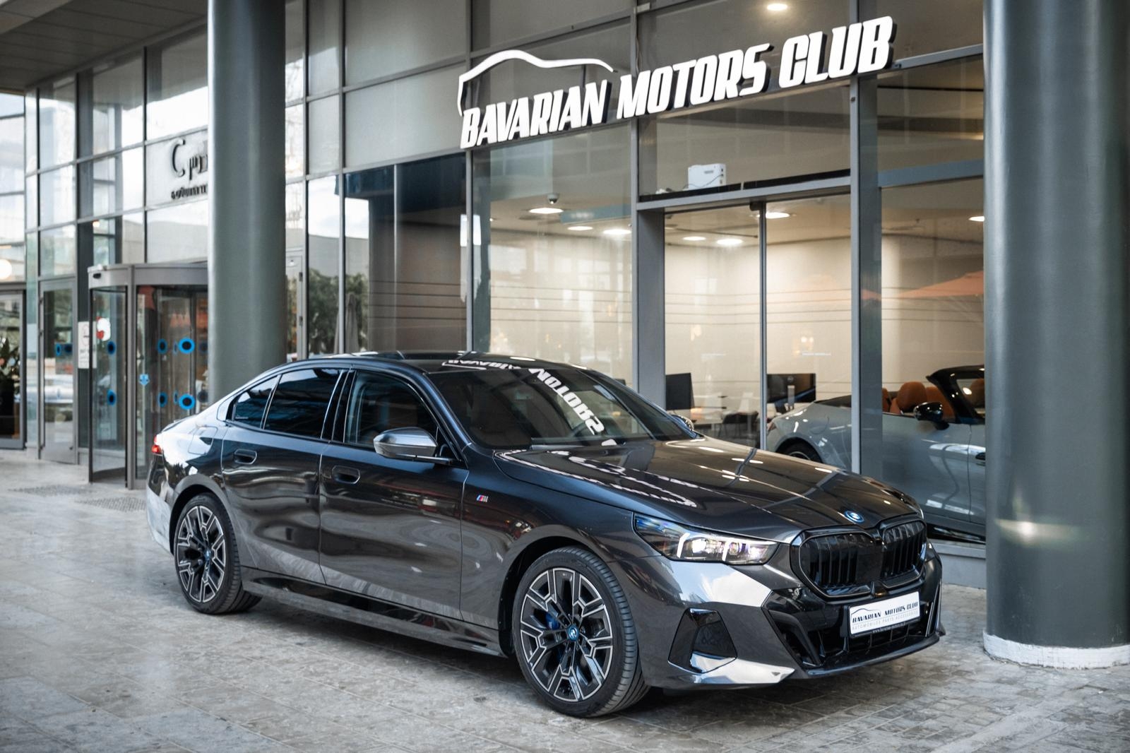 בוואריאן מוטורס