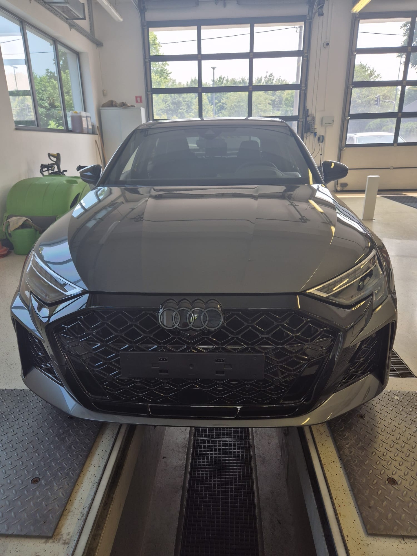 בוואריאן מוטורס