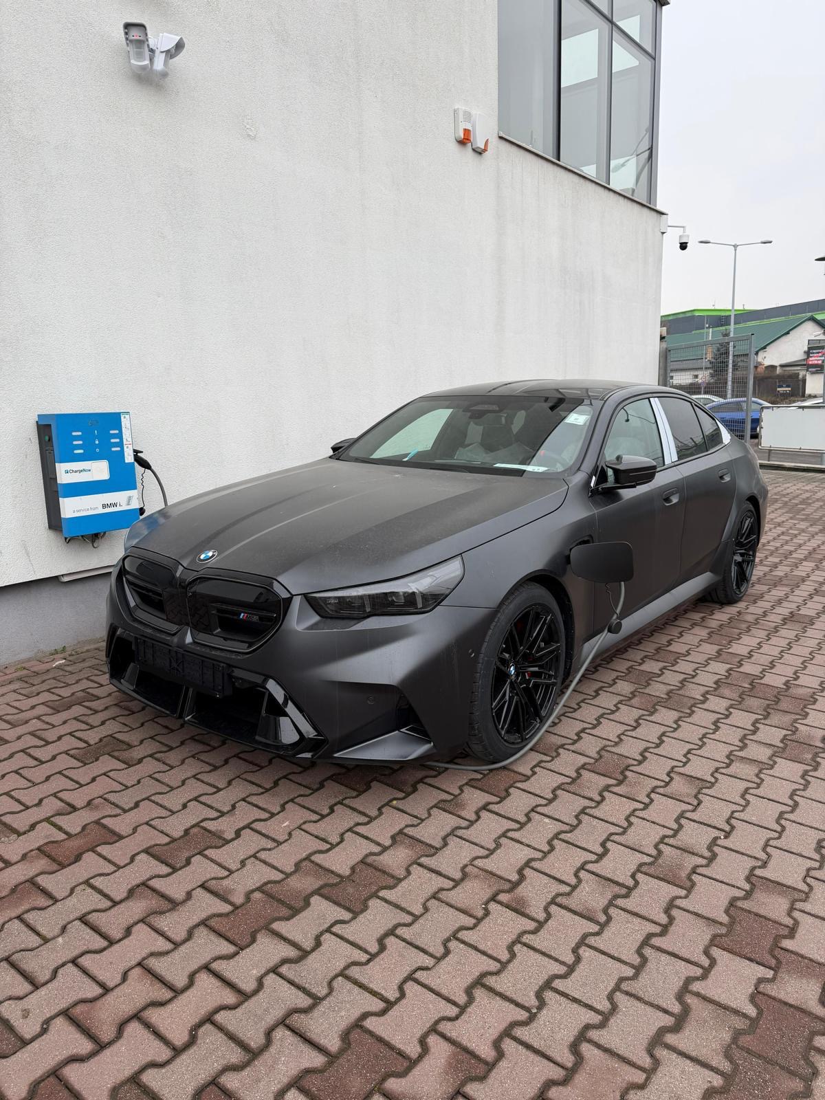 בוואריאן מוטורס